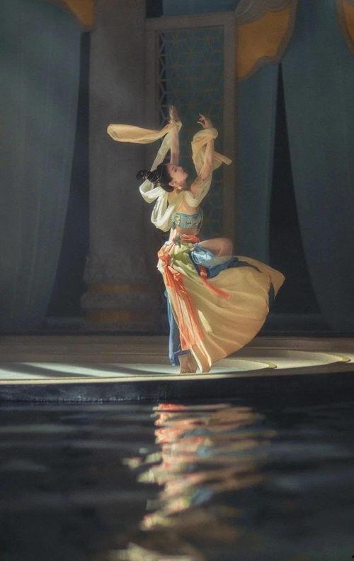 觉醒当天打脸偷我舞蹈动作的闺蜜（重生后我一舞惊鸿）,一舞惊鸿，打脸偷舞闺蜜